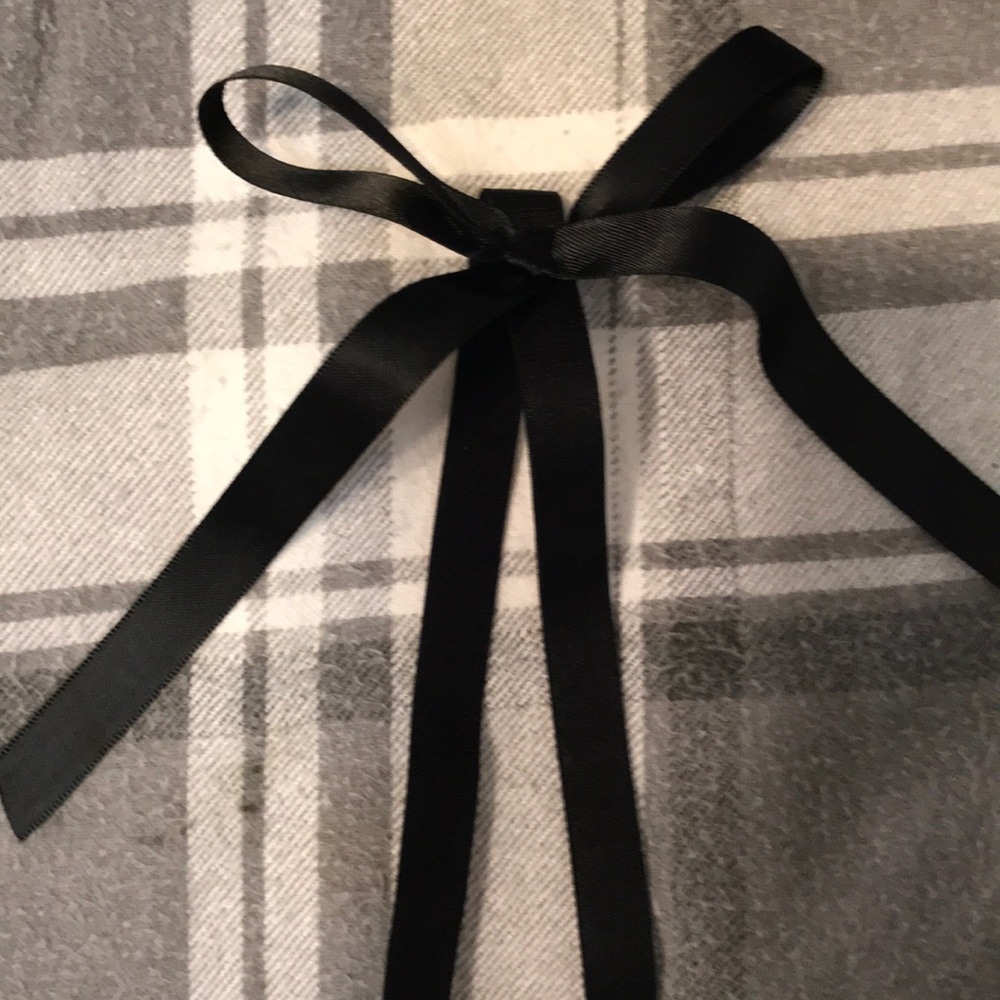 Intimates - Picture 3 of 6